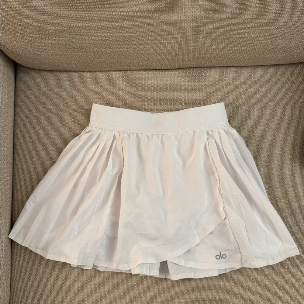 ALO Yoga White Pleated Skirt